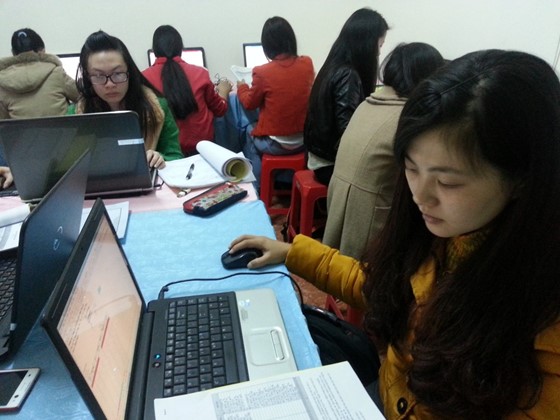 Khóa học kế toán thực hành của MH Holding tại phường Sơn Nam